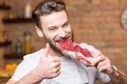 Mięsożercy uprawiają więcej seksu od wegetarian