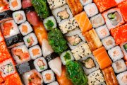 Triathlonista z zakazem wstępu do knajpy sushi – jego dieta niemal zrujnowała lokal