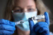 W Polsce ruszy produkcja szczepionki przeciw COVID-19. Pierwsza umowa podpisana