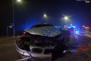 Kierowca BMW chciał przechytrzyć policjantów i napić się po wypadku, choć spowodował go już pod wpływem