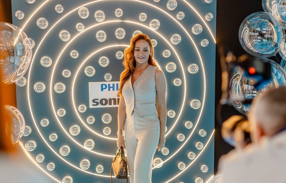 4PHILIPS SONICARE.jpg 4philips-sonicare-9613de67530044c7355341c26c26d776_b72e11