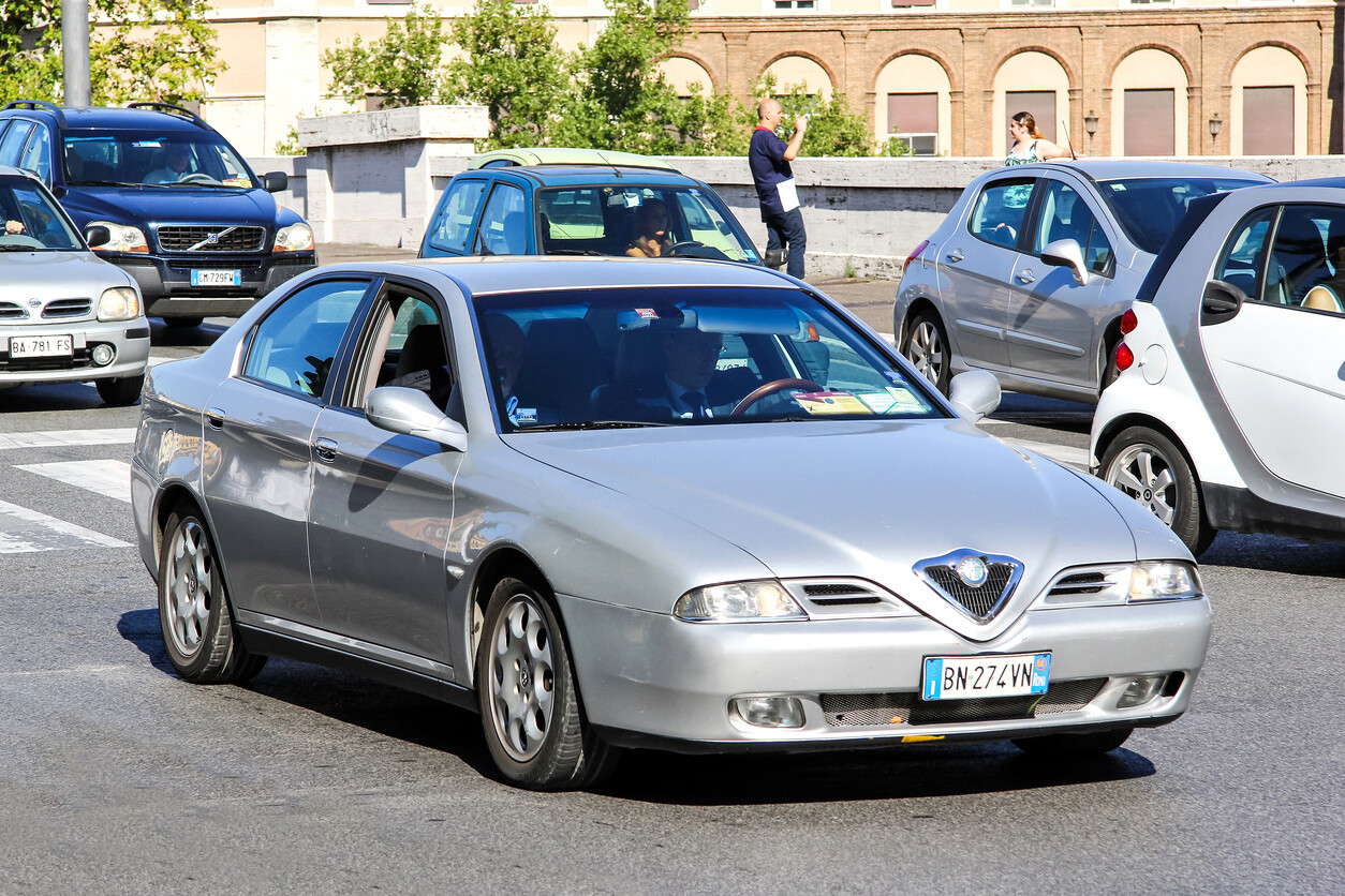 alfa-romeo-166-55ab9ab8d362eaab41622c9adb274ef1_32f01c