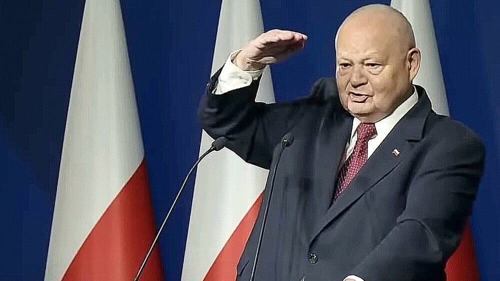 7008adab-3f4c-40e5-b67e-2054b2c573c7