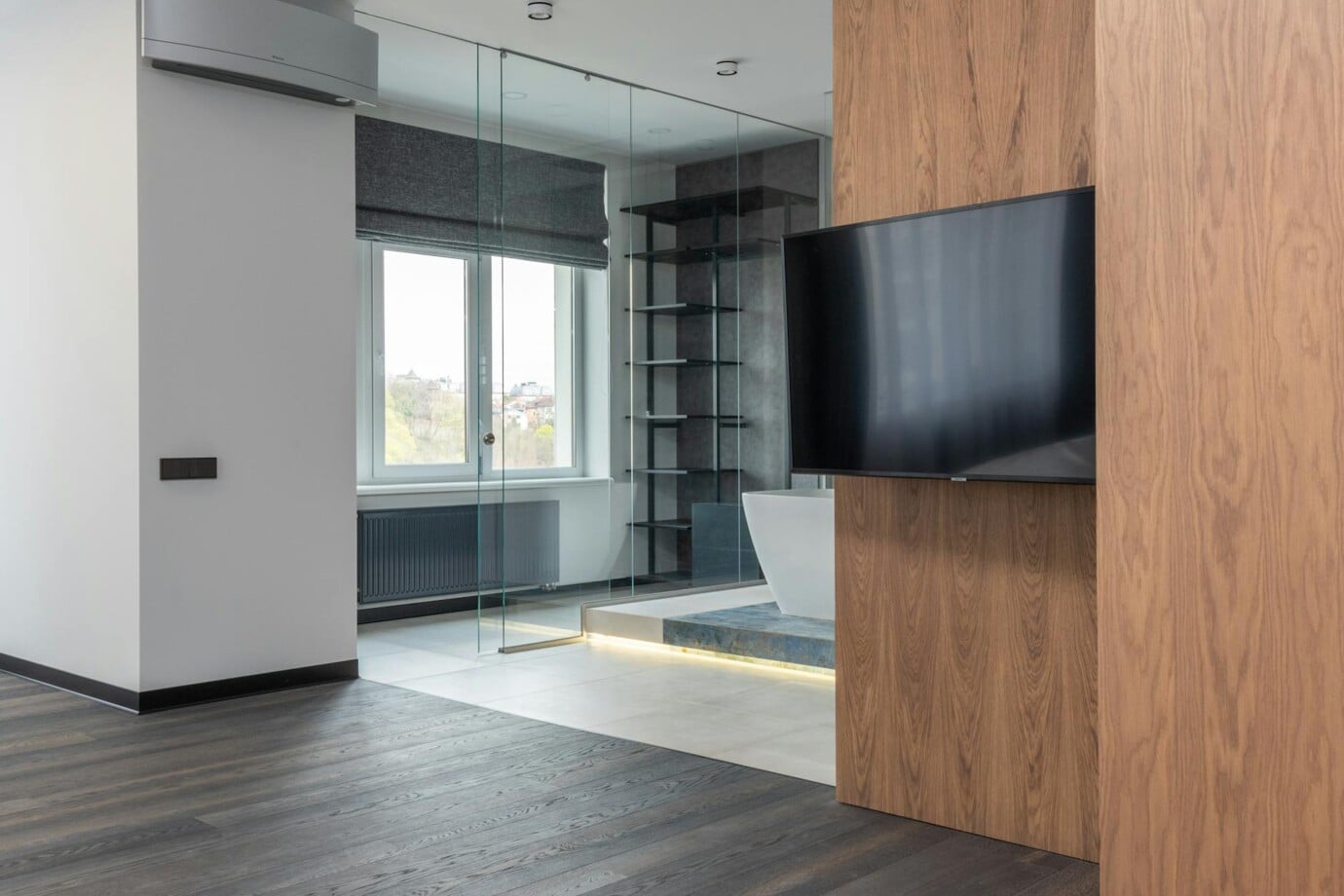 Telewizor Samsung 55 cali: OLED czy QLED?