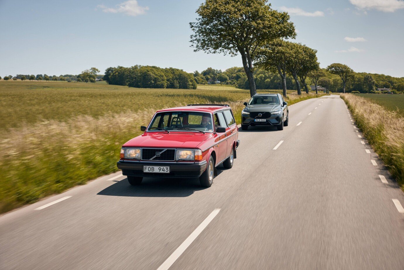 351368_The_XC60_overtakes_the_240_to_become_Volvo_s_best-seller-scaled 351368_The_XC60_overtakes_the_240_to_become_Volvo_s_best-seller-scaled