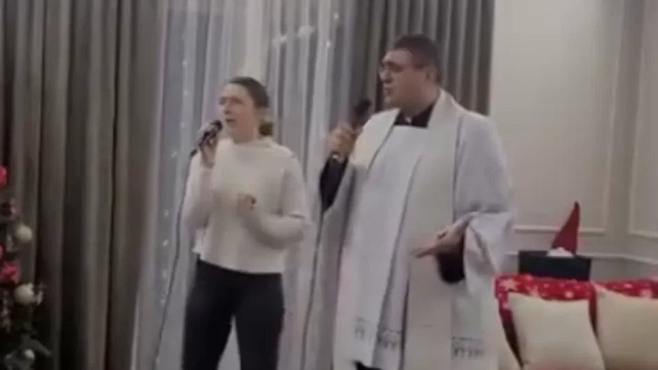 69749a9d81a27-a66e5ace4db2