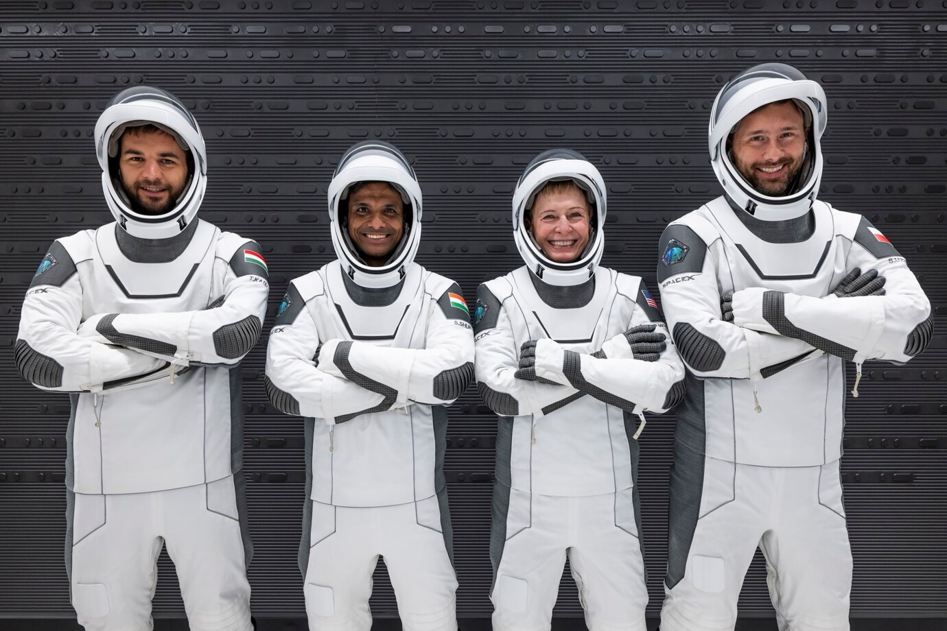 gs-fba6wmaamc-s-ac7516b855c66842a6eab5dba84cfe99_c557eb gs-fba6wmaamc-s-ac7516b855c66842a6eab5dba84cfe99_c557eb