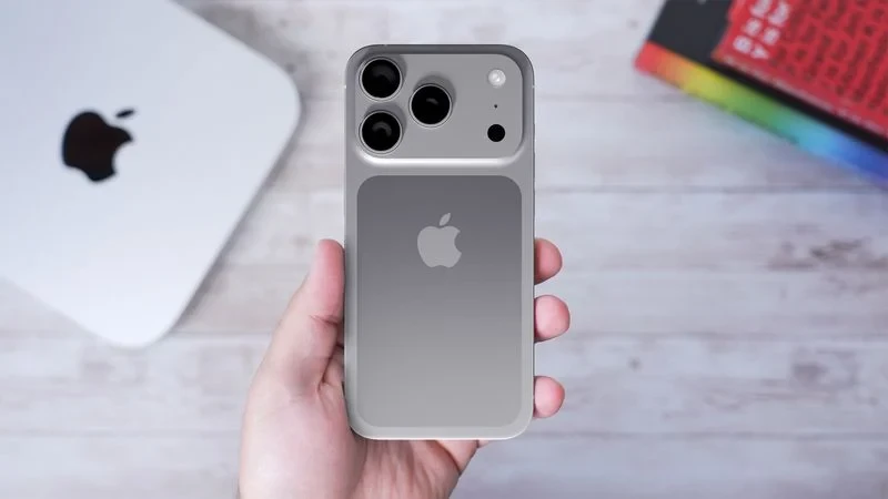 iPhone-17-Pro-in-Hand-Feature-1 iPhone-17-Pro-in-Hand-Feature-1