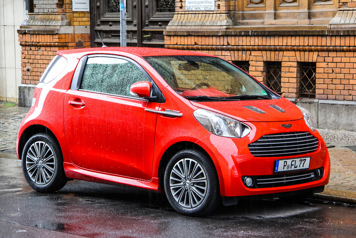 Aston Martin Cygnet.jpg aston-martin-cygnet-f26c8cb34f973d40917115d18bcc6340_326fab