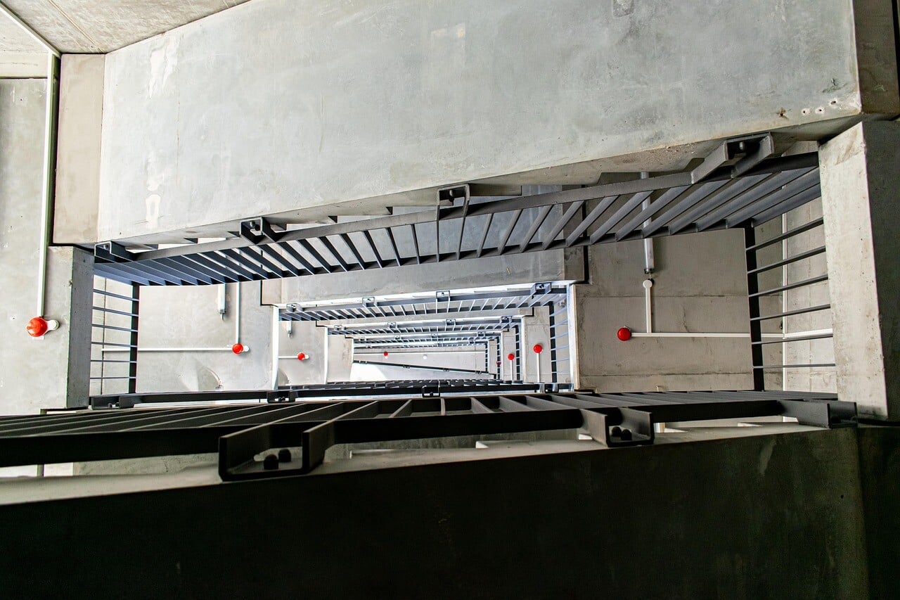 coernl-stairwell-4577762_1280