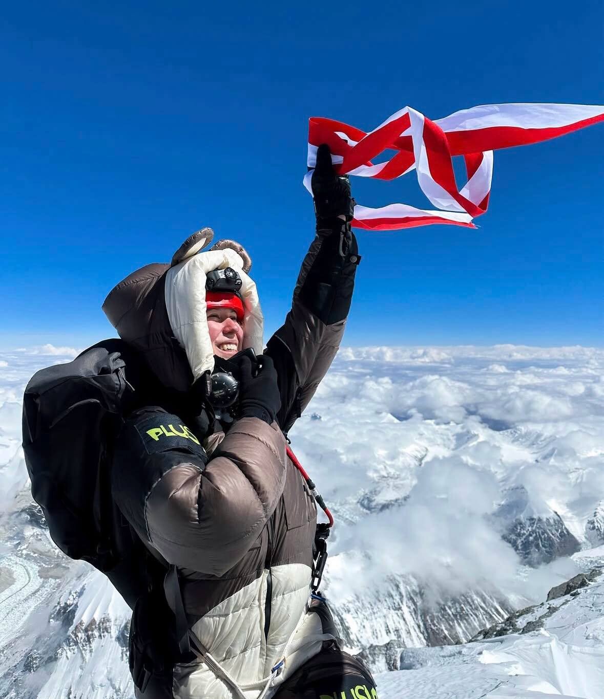 14faa9f5-cca2-4682-b5c3-5696837b44e9-716f0164bd97c9b10b8b0fcb7c997a8b_18da46 14faa9f5-cca2-4682-b5c3-5696837b44e9-716f0164bd97c9b10b8b0fcb7c997a8b_18da46