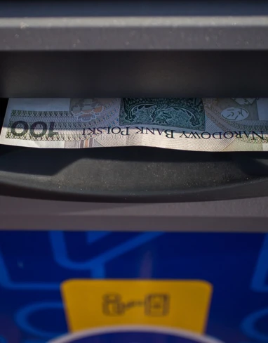 jarmoluk-atm-2923514_1280(6)