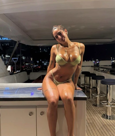 0c8b95ae-7e2a-4c92-a908-e3e594a1e584 0c8b95ae-7e2a-4c92-a908-e3e594a1e584