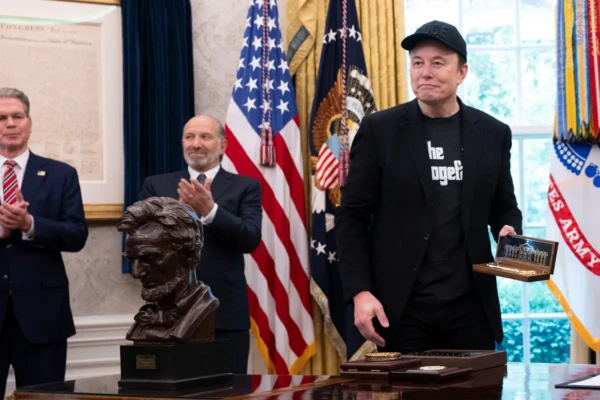 P20250530MR-0561 P20250530MR-0561