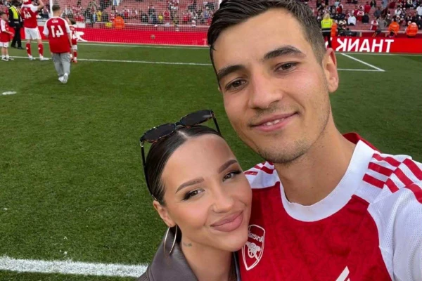 8a2eb68a-5126-406a-a5b0-fdb648d0cc97-734036b298f71287d50d3689020f723d_1a518b 8a2eb68a-5126-406a-a5b0-fdb648d0cc97-734036b298f71287d50d3689020f723d_1a518b