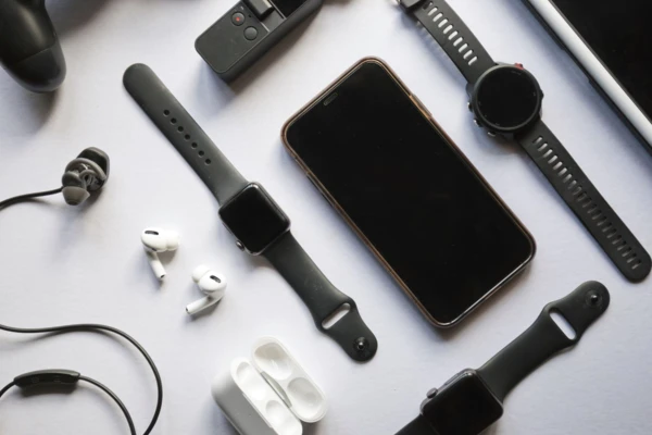 jakie-akcesoria-do-iphonea-17-warto-kupic jakie-akcesoria-do-iphonea-17-warto-kupic