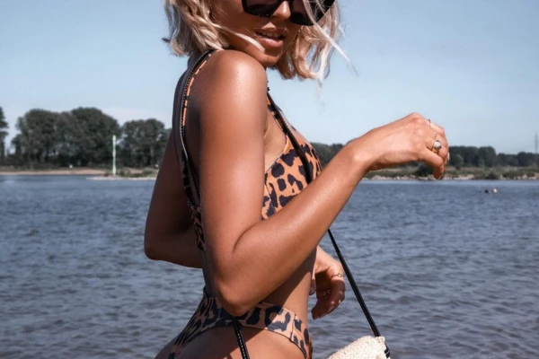 rahel6-20cbde604b861ee83d0c42a0088b5503_e7b3c0 rahel6-20cbde604b861ee83d0c42a0088b5503_e7b3c0