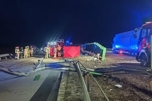 698cdf37f18d2-319394ac9903