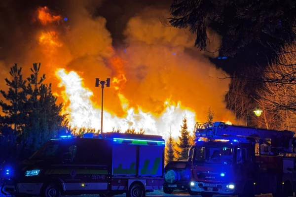 Pożar, Targanice. Fot. Facebook@Małopolska Alarmowo.