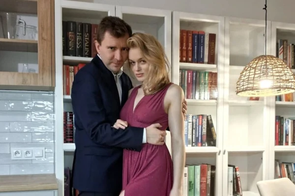 Łukasz Schreiber z żoną