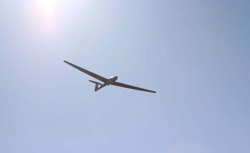 theotherkev-glider-3792674