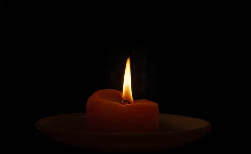 swieczka swieczka