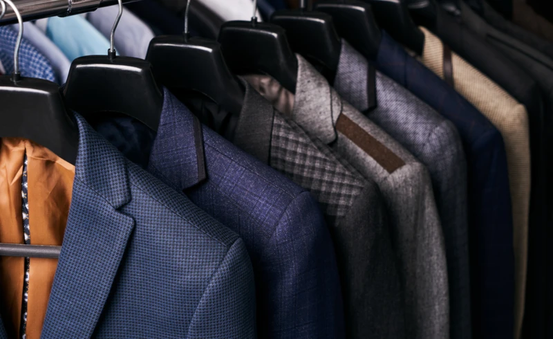 iStock-887360960 iStock-887360960