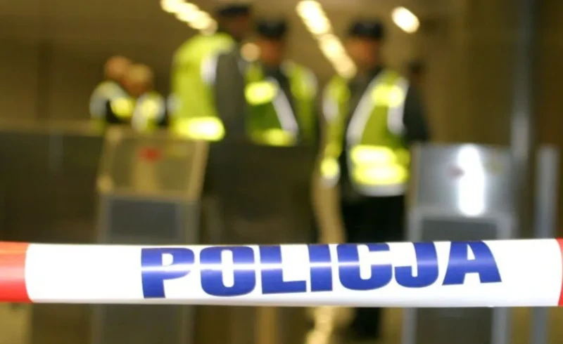 696cd8d289949-88561d86e058