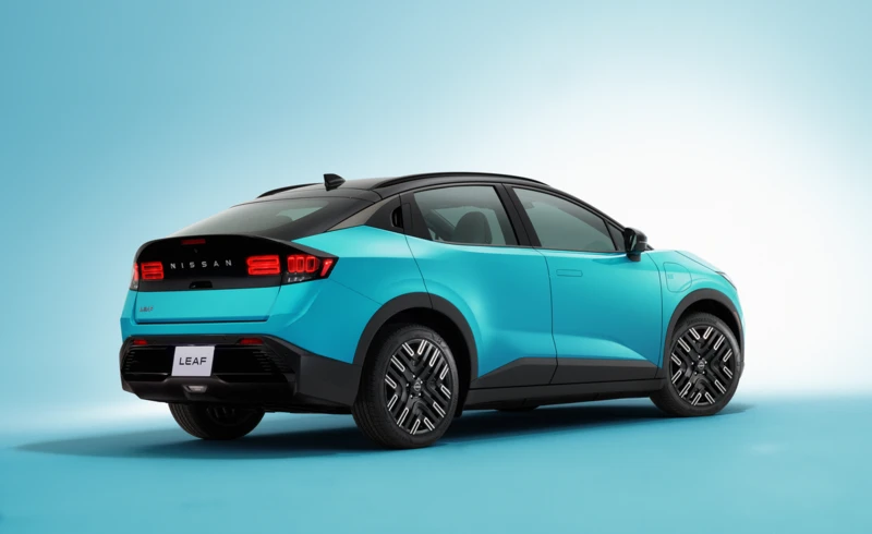 All-new_Nissan_LEAF_Studio_Pictures_04