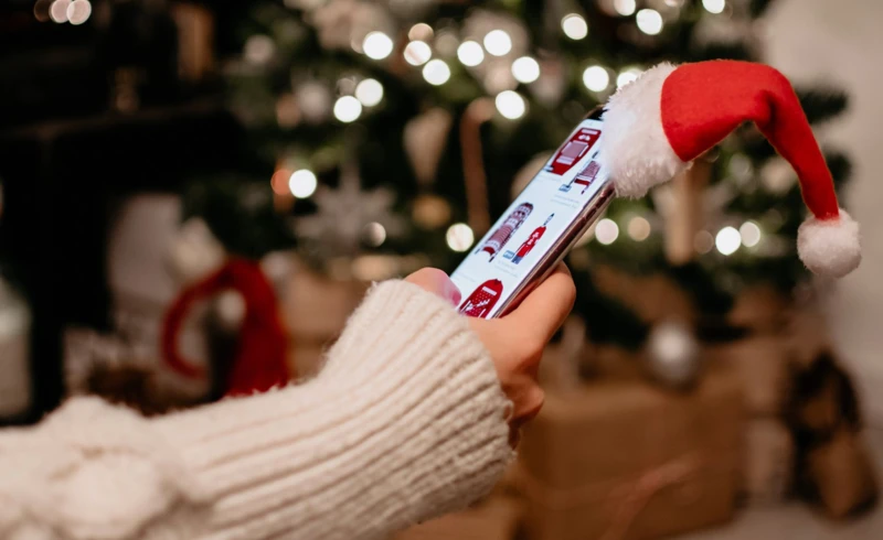 Nowoczesne technologie pod choinkę - jak sprawić prawdziwą radość bliskiej osobie