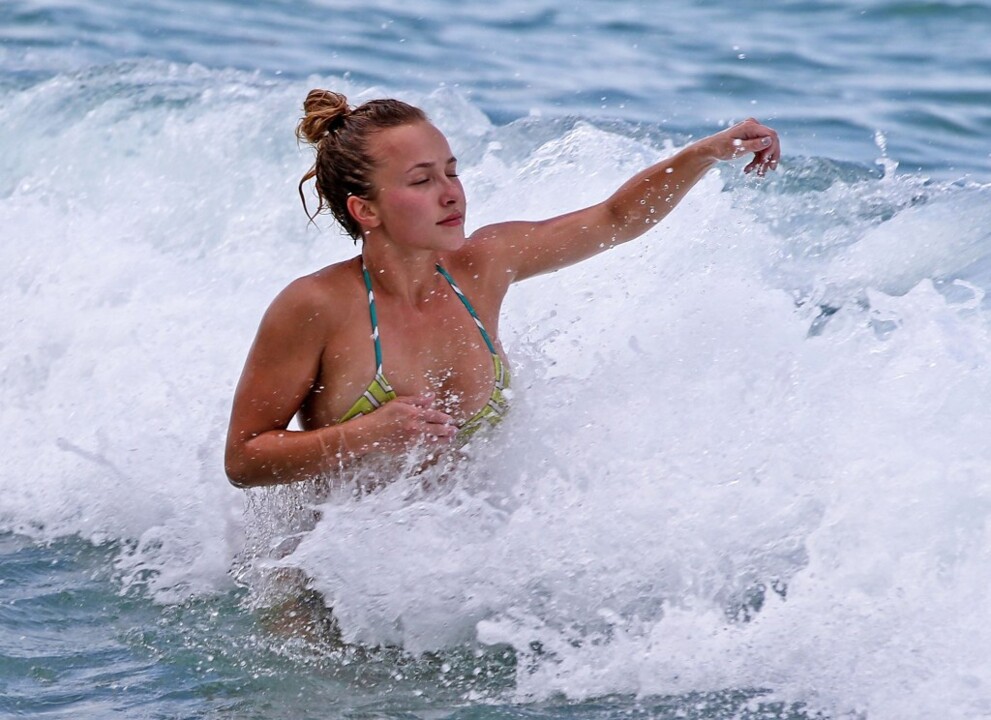 ffn-pannetire-hayden-jgd-090113-51195660-2bdbc4c7a22d49780d1bd9519a105d40_d7e0cf ffn-pannetire-hayden-jgd-090113-51195660-2bdbc4c7a22d49780d1bd9519a105d40_d7e0cf