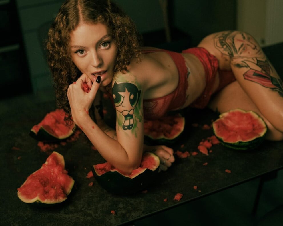 ded136e6-514b-48fc-9a85-d4e1dfbc3d96-1e564cef5c80f40a1324cc1cb3293107_cfcf02 ded136e6-514b-48fc-9a85-d4e1dfbc3d96-1e564cef5c80f40a1324cc1cb3293107_cfcf02