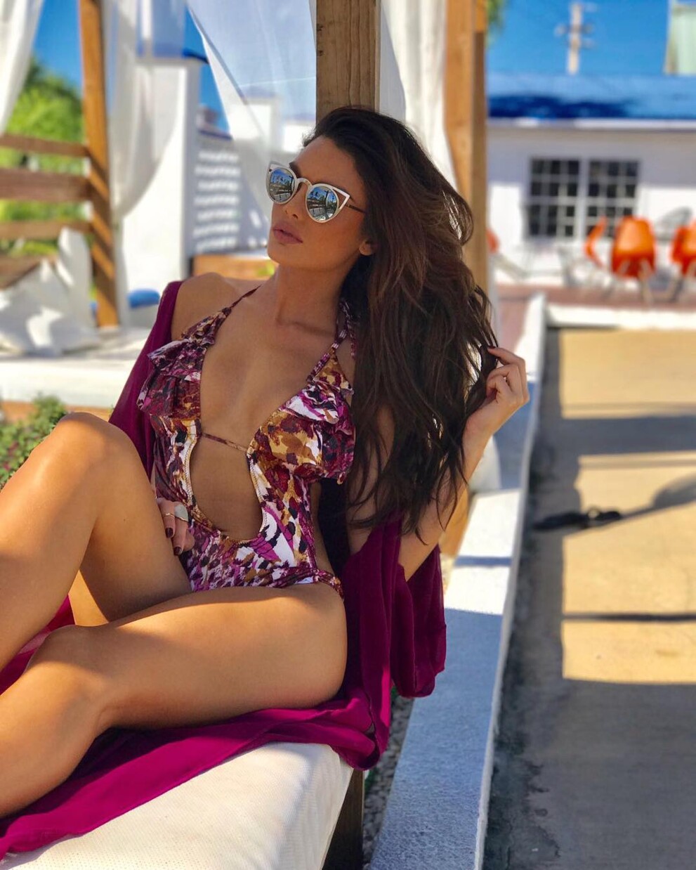 11-0beea3baa7ed7218e9f3f29d62eee8f9_2c0ab9