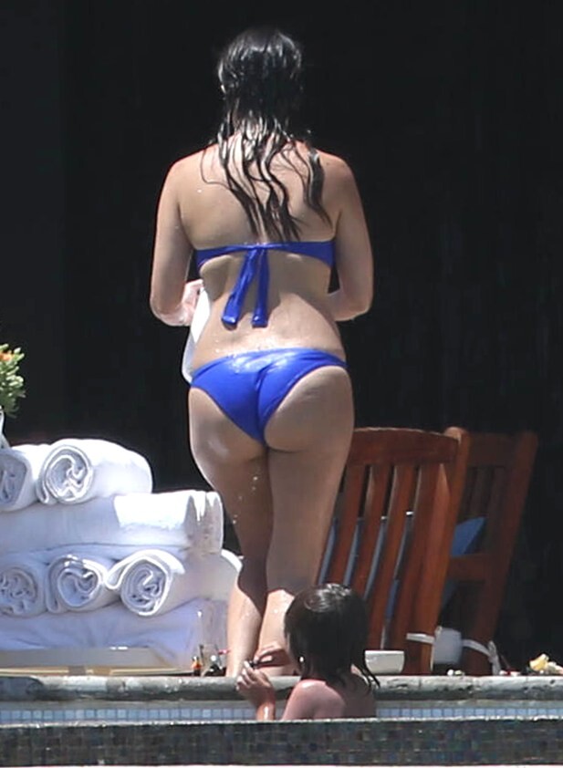 ffn-kardashian-kourtney-ff12-041914-51388367-db2b6bb170e91bfa388751e834c0d91d_6c2aaf ffn-kardashian-kourtney-ff12-041914-51388367-db2b6bb170e91bfa388751e834c0d91d_6c2aaf