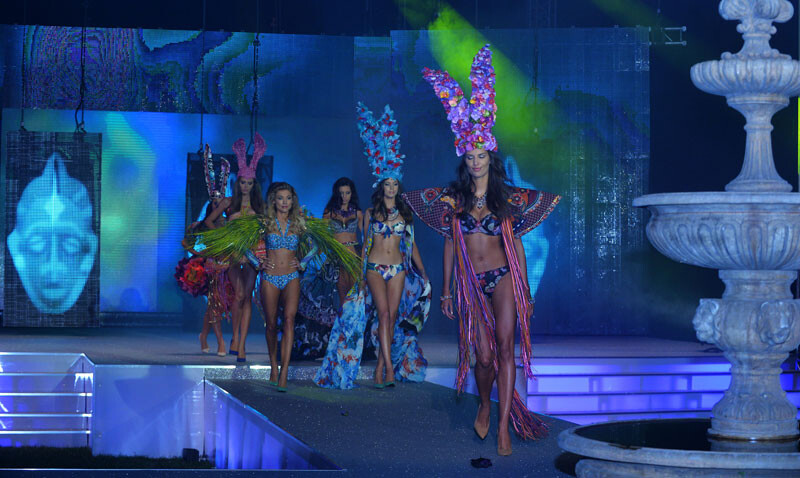 pokaz24-samochod-roku-playb-35a7e8956a25be2401223ab1bbf7ac36_79b0f3