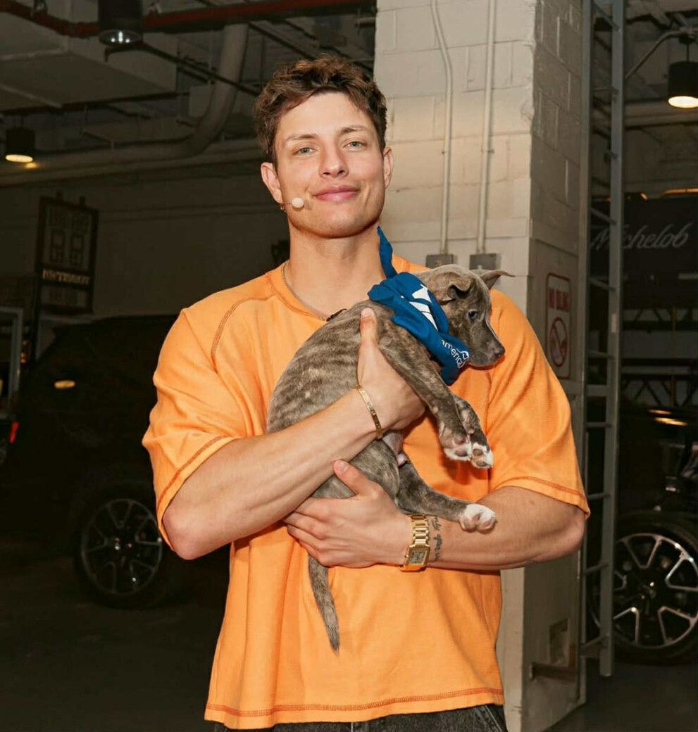 32d1ddc6-7eaf-4faf-baff-1b3cf20c2075 32d1ddc6-7eaf-4faf-baff-1b3cf20c2075