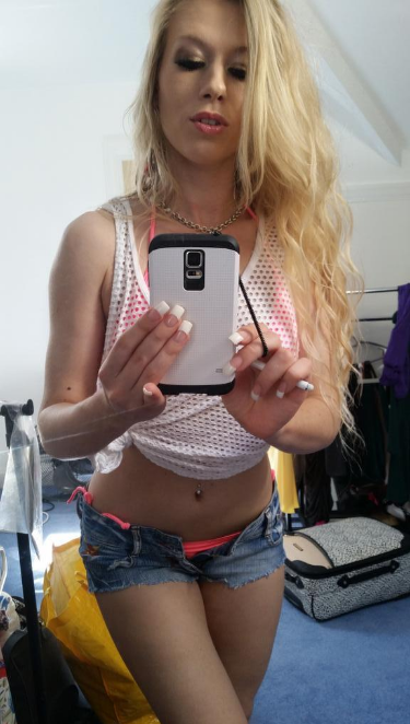 2-727fdd18104b2b06b7d6a30118bab1d7_43db7e