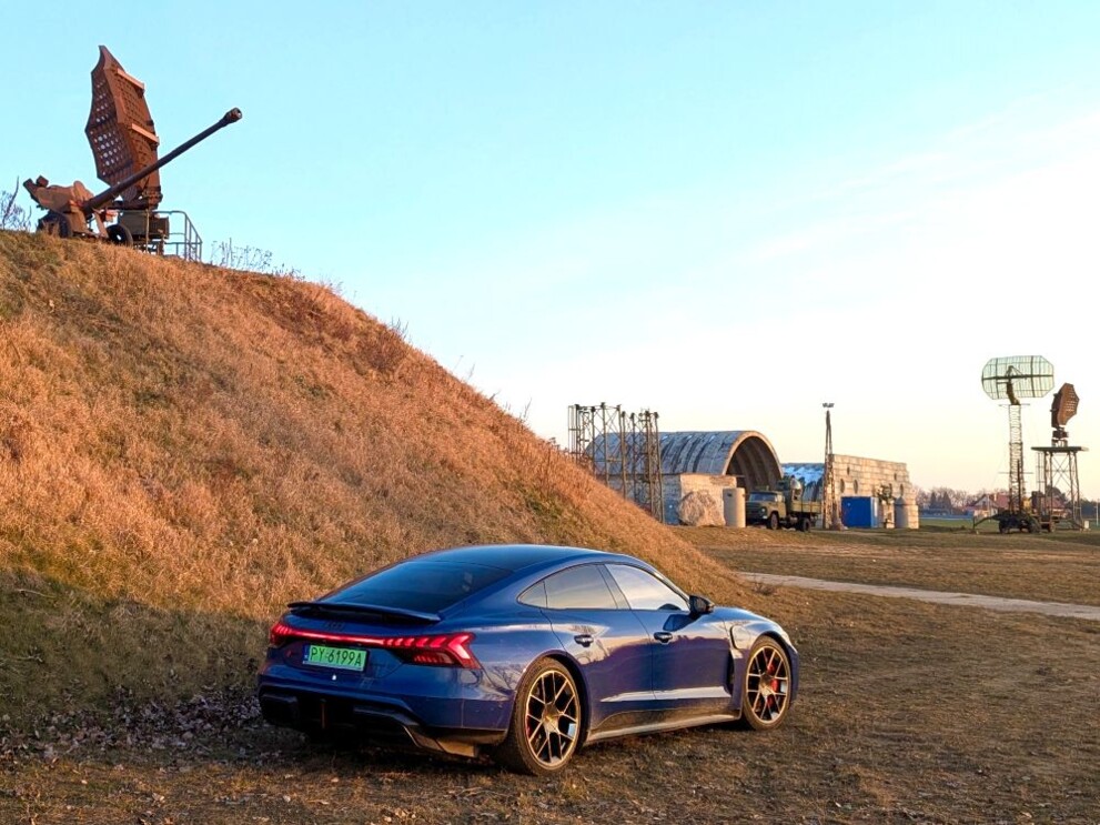 img3-9f53da42f7b8845832ed63e7b0ce60ee_197b96 img3-9f53da42f7b8845832ed63e7b0ce60ee_197b96