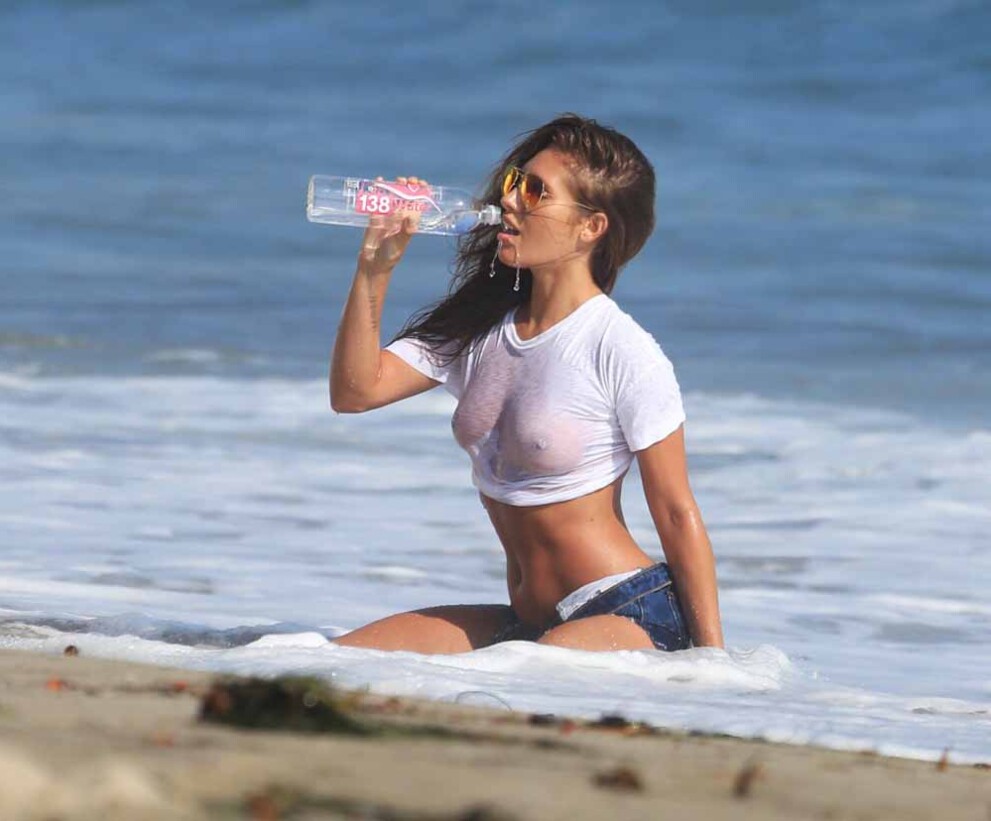 ffn-colona-080216-bacff-52139136-midres-7ce649663f00cd99ee53b0e898c72cdb_b86ecd ffn-colona-080216-bacff-52139136-midres-7ce649663f00cd99ee53b0e898c72cdb_b86ecd