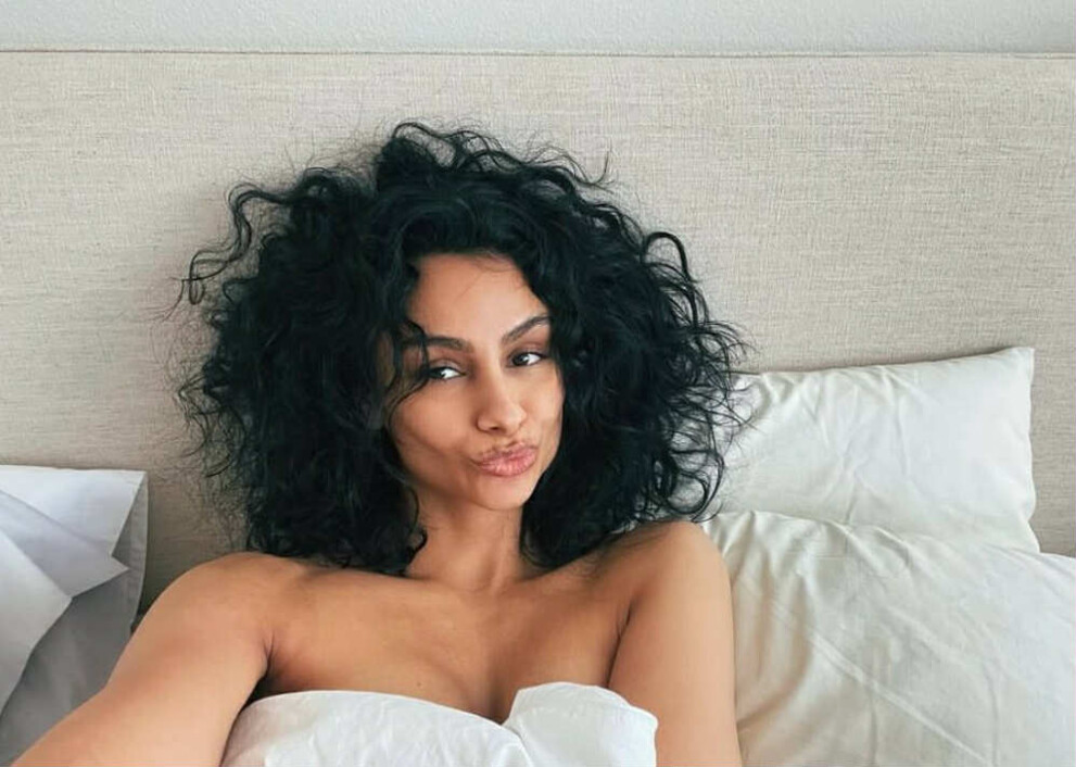 18940786-9042-4ff7-83ff-59b675f9ccd9 18940786-9042-4ff7-83ff-59b675f9ccd9