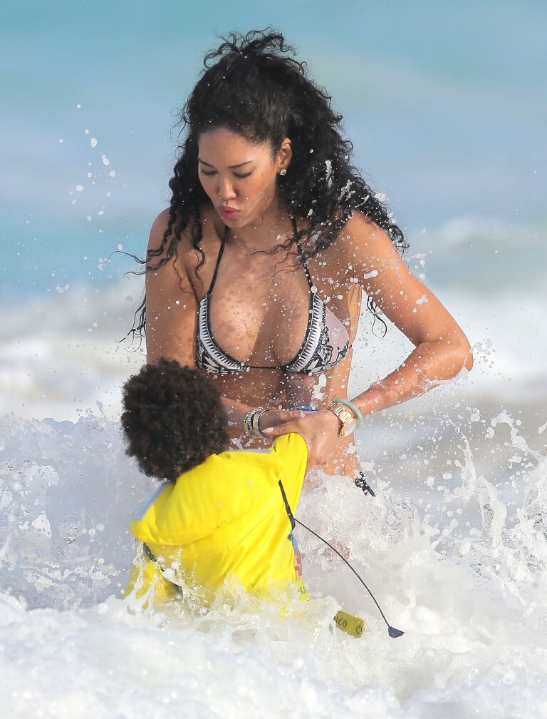 ffn-pal-simmons-kimoralee-122413-51292117-1debc4e5fcc0c0a33711f0e6c96079b1_cbf63f ffn-pal-simmons-kimoralee-122413-51292117-1debc4e5fcc0c0a33711f0e6c96079b1_cbf63f