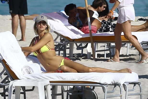 ffn-vemlor-stoner-lauren-021316-51969547-ca46e07f9428e7c9f6277a4a39e61f57_c7983b ffn-vemlor-stoner-lauren-021316-51969547-ca46e07f9428e7c9f6277a4a39e61f57_c7983b