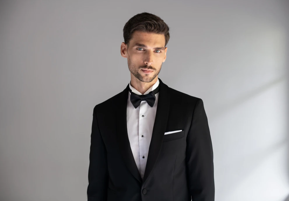 biala-meska-koszula-na-jakie-okazje