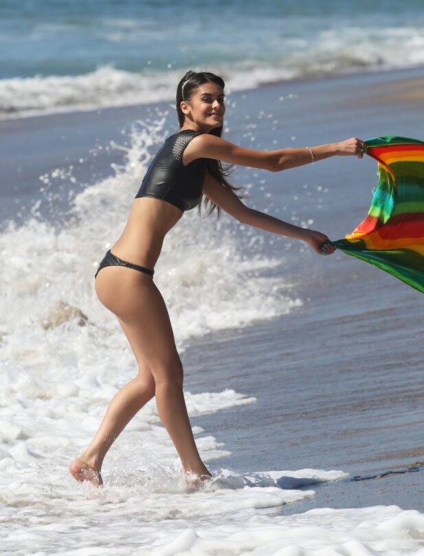 ffn-beck-heth-bac2-030915-51674987-midres-2ad5545206af62a3acfae22333228a9c_1e2dbf ffn-beck-heth-bac2-030915-51674987-midres-2ad5545206af62a3acfae22333228a9c_1e2dbf