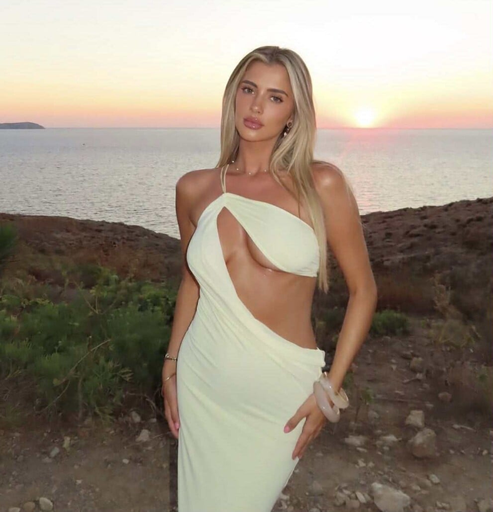 7db52b8b-fcc5-4698-9bdd-a9a14a5602d0 7db52b8b-fcc5-4698-9bdd-a9a14a5602d0