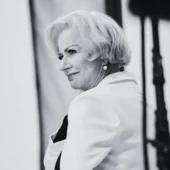 698eced662432-43c64f3a71e6