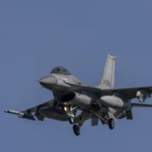 plane-5018780_1280(1)